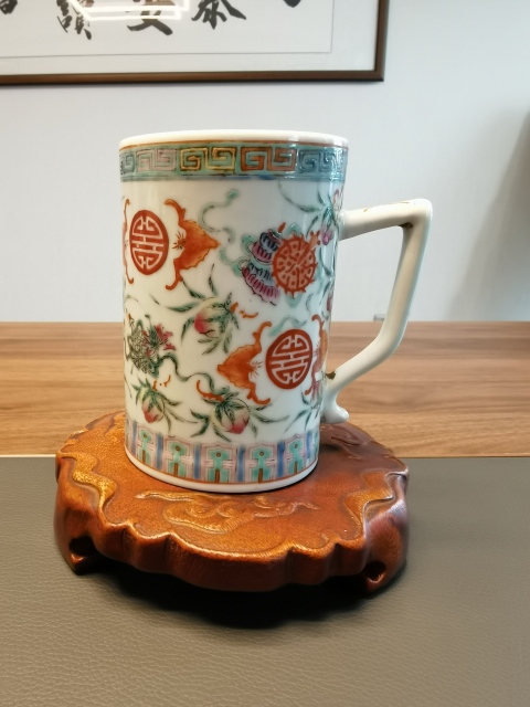 古玩陶瓷江西名瓷官窯畫片粉彩福壽八寶紋茶杯拍賣,當前價格880元