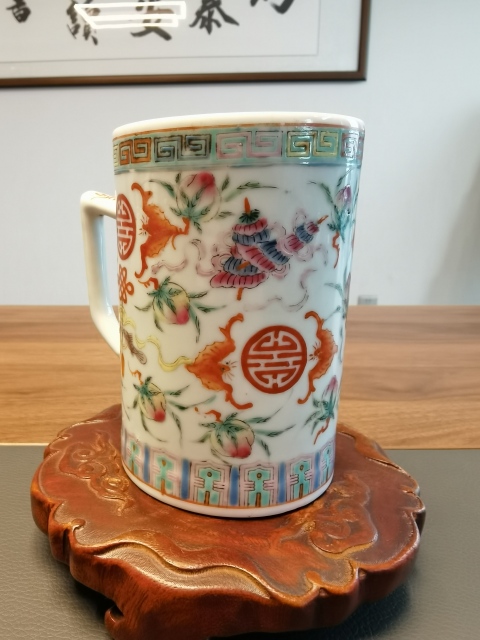 古玩陶瓷江西名瓷官窯畫片粉彩福壽八寶紋茶杯拍賣,當前價格880元
