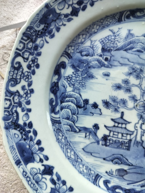 古玩陶瓷清中期青花山水樓閣紋八方盤拍賣，當前價格1800元