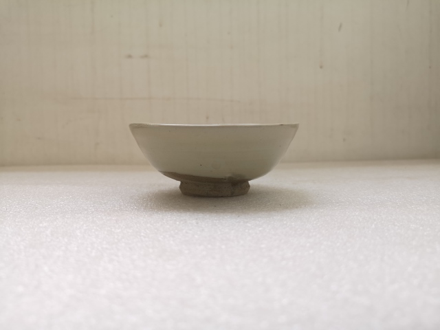 古玩陶瓷磁州窯白釉茶碗拍賣,當前價格680元