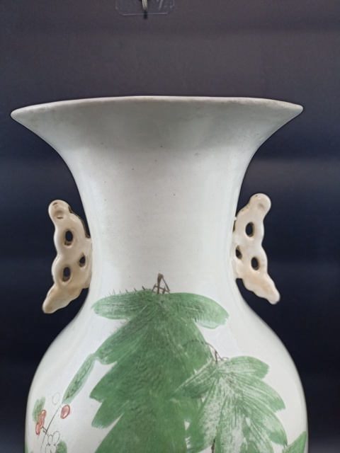 古玩陶瓷【民國】粉彩花鳥紋雙耳撇口瓶【傳世佳品】拍賣，當(dāng)前價(jià)格0元