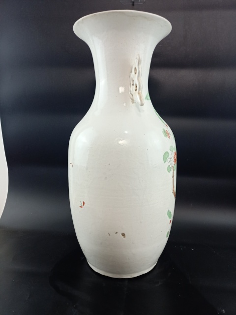 古玩陶瓷【民國】粉彩花鳥紋雙耳撇口瓶【傳世佳品】拍賣，當(dāng)前價(jià)格0元