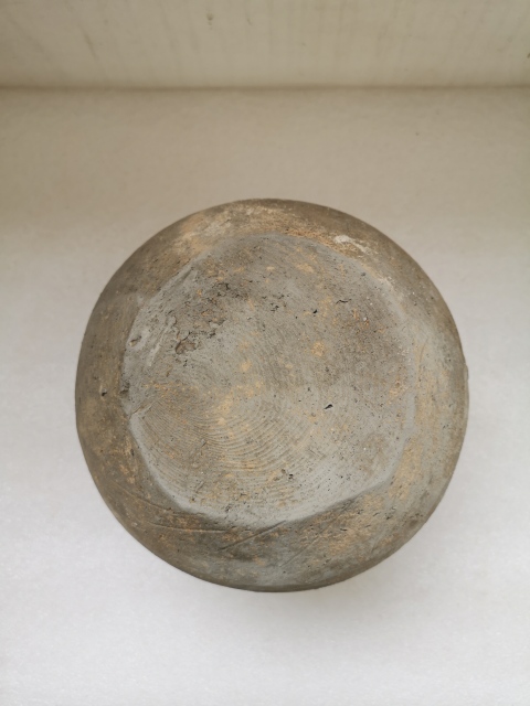 古玩陶瓷灰陶蒜頭瓶拍賣，當(dāng)前價格980元