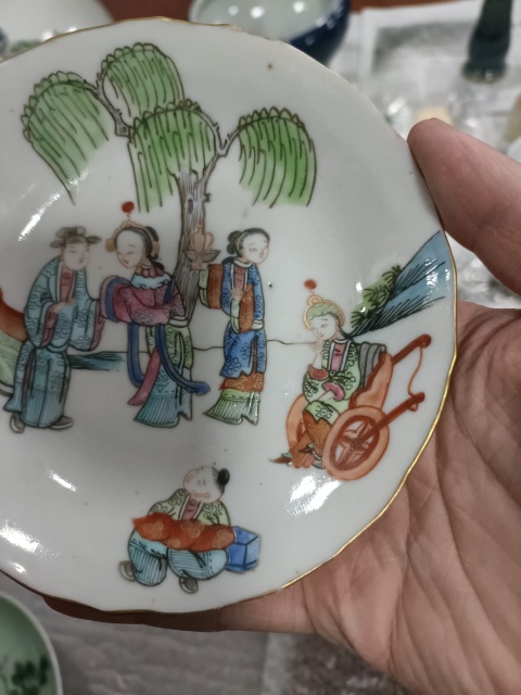 古玩陶瓷晚清同治粉彩長(zhǎng)亭送別碟拍賣,當(dāng)前價(jià)格4500元