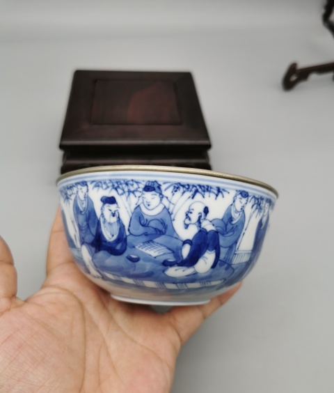 古玩陶瓷晚清光緒青花人物臥足碗拍賣，當前價格3500元