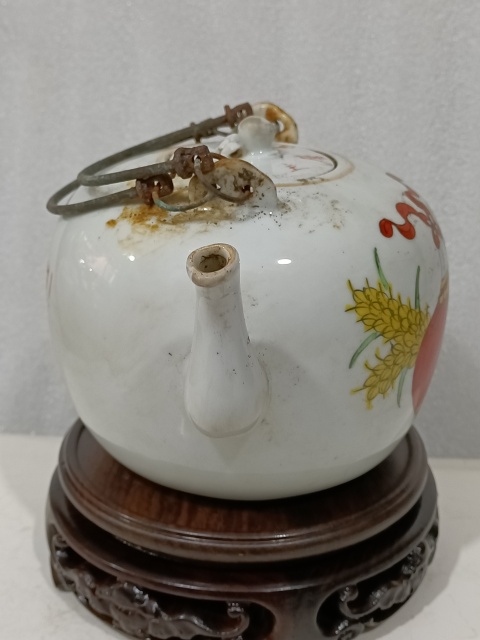 古玩雜項瓷壺拍賣,當前價格480元
