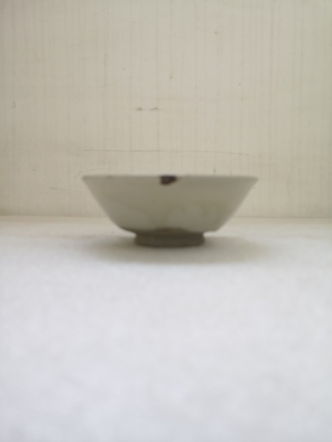 古玩陶瓷元末明初磁州窯白釉碗拍賣(mài),當(dāng)前價(jià)格580元
