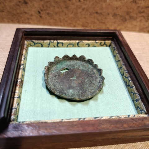古玩銅器啤酒蓋銅香盒拍賣,當(dāng)前價(jià)格2800元