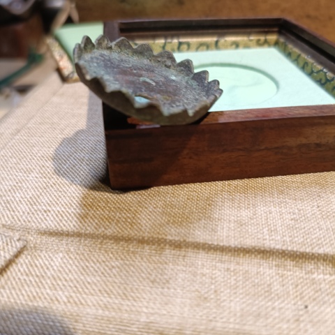 古玩銅器啤酒蓋銅香盒拍賣,當(dāng)前價(jià)格2800元