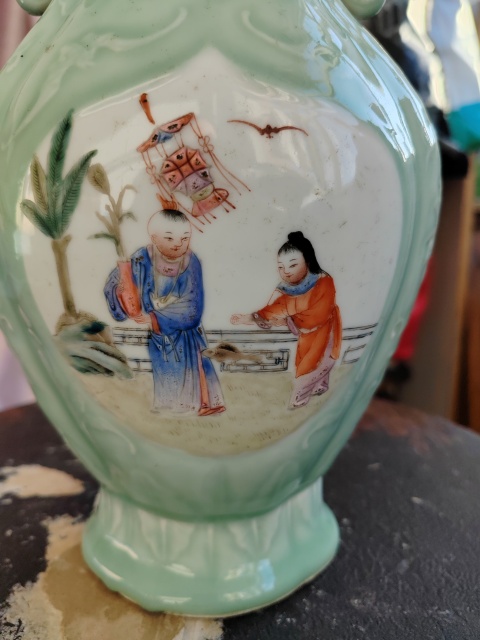 古玩陶瓷三陽開泰嬰戲紋粉彩瓶拍賣,當前價格8888元