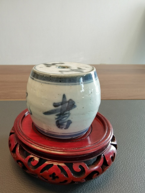 古玩陶瓷羅西書院青花蝙蝠紋訂燒燭臺拍賣,當前價格450元