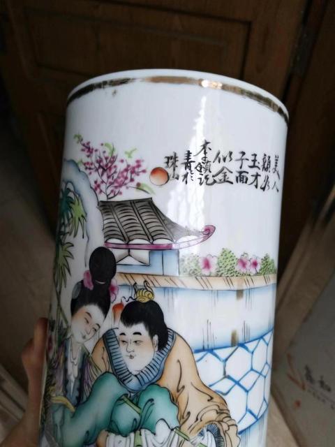 古玩陶瓷民國粉彩大人物帽筒一對拍賣，當前價格8000元