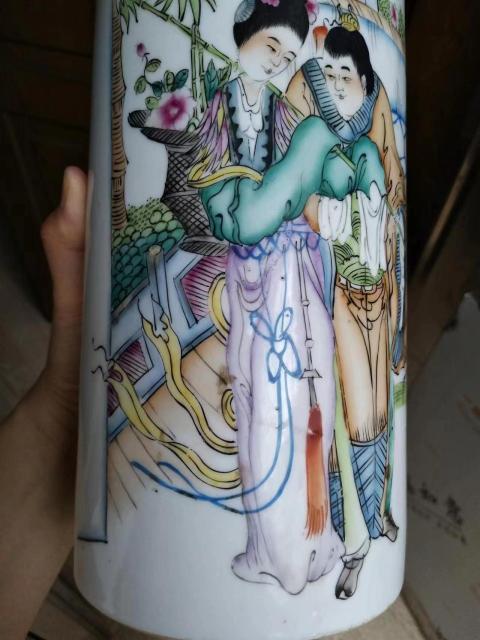 古玩陶瓷民國粉彩大人物帽筒一對拍賣，當前價格8000元