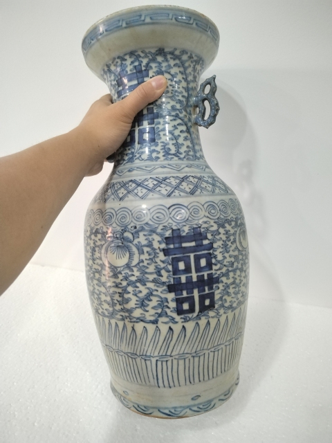 中国　青花　喜字文雙耳瓶　高さ約42.5㎝　V　R7762B 中国 青花 喜字文雙耳瓶 高さ約42.5㎝ V R7762B - メルカリ