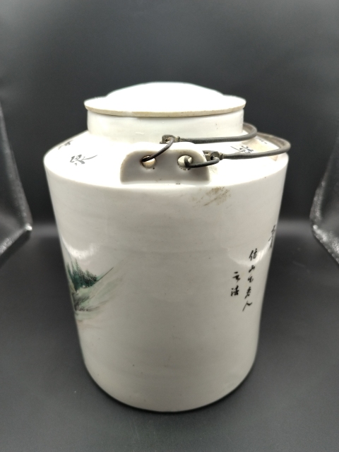 古玩陶瓷油粉彩山水人物詩文茶壺拍賣,當前價格1500元