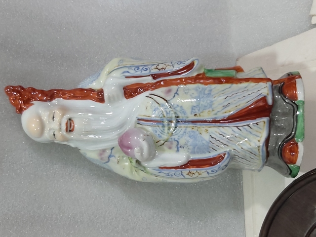 古玩陶瓷粉彩壽星人物塑像拍賣,當前價格566元