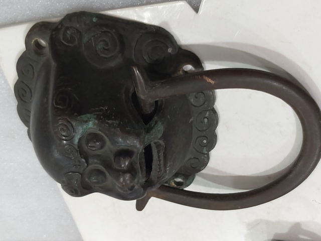 古玩雜項銅獅門環拍賣,當前價格298元