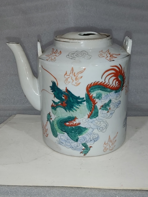 古玩陶瓷粉彩龍鳳紋提梁壺拍賣,當前價格680元