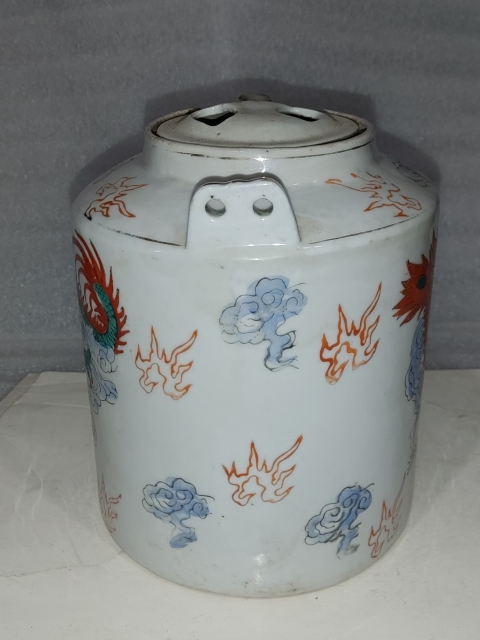 古玩陶瓷粉彩龍鳳紋提梁壺拍賣,當前價格680元