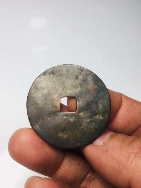 古玩錢幣手工雕刻大塊文章花錢拍賣,當前價格666元