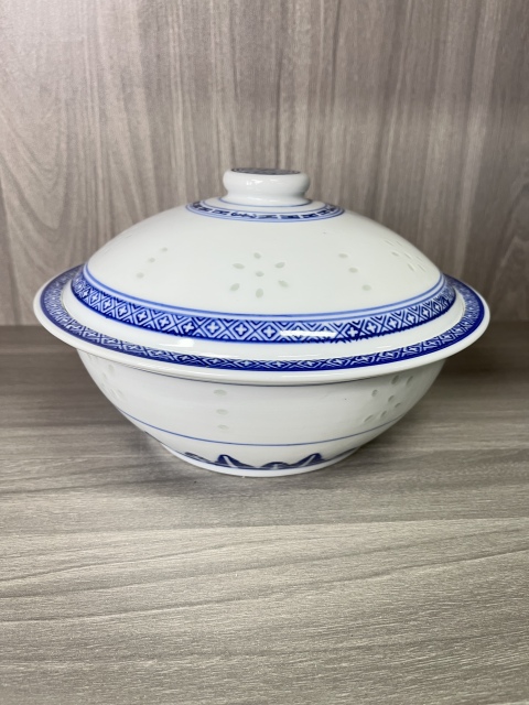 古玩陶瓷青花錦地玲瓏瓷蓋鍋拍賣，當前價格1元