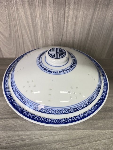 古玩陶瓷青花錦地玲瓏瓷蓋鍋拍賣，當前價格1元