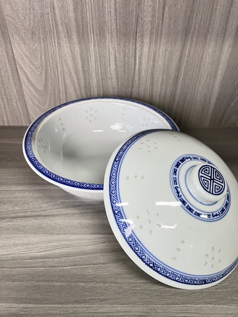 古玩陶瓷青花錦地玲瓏瓷蓋鍋拍賣，當前價格1元