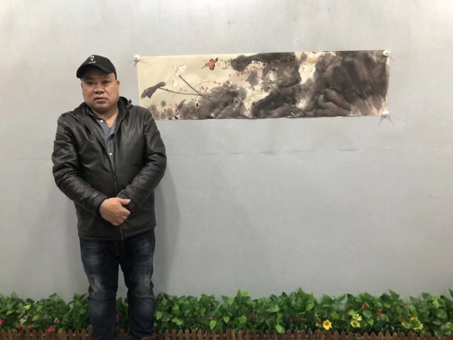 古玩字畫中美協(xié)會員國家一級美術(shù)師巴蜀名家譚小軍照眼紅云斗晚霞拍賣，當前價格699元