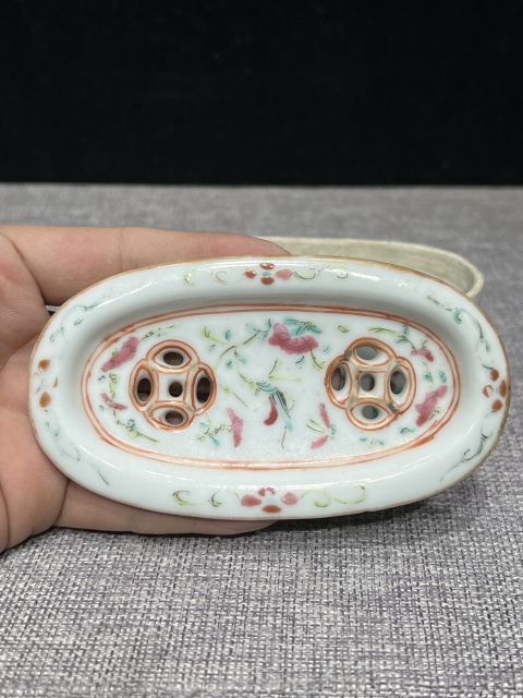 古玩陶瓷【清:同治】粉彩人物故事紋蓋盒【平臺都少見】【收藏珍品】拍賣，當前價格0元