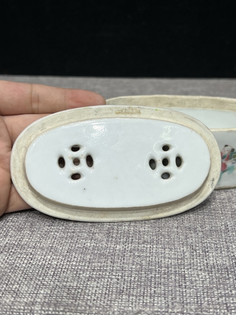 古玩陶瓷【清:同治】粉彩人物故事紋蓋盒【平臺都少見】【收藏珍品】拍賣，當前價格0元