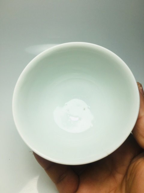 古玩陶瓷清中早期·甜白釉壓手杯拍賣,當前價格1588元