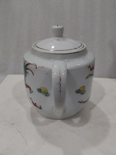 古玩陶瓷粉彩龍鳳壺拍賣,當前價格0元