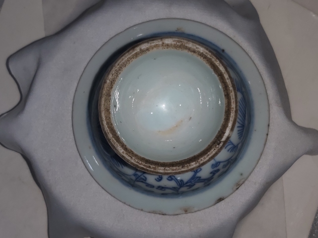 古玩陶瓷青花纏枝花紋高足貢盤拍賣,當前價格580元