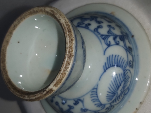 古玩陶瓷青花纏枝花紋高足貢盤拍賣,當前價格580元