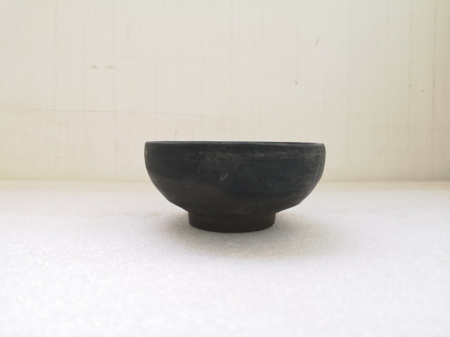 古玩陶瓷黑陶碗拍賣,當前價格480元