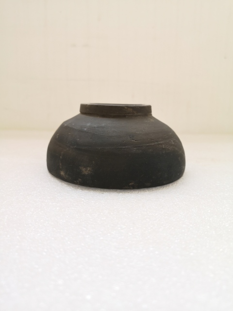 古玩陶瓷黑陶碗拍賣,當前價格480元