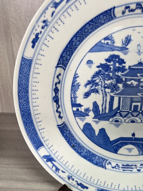 古玩陶瓷青花山水人物紋盤拍賣，當前價格1元