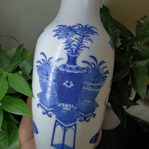 古玩陶瓷清中晚青花博古花卉羅漢瓶拍賣,當前價格9000元