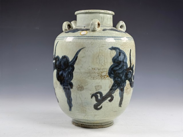 古玩陶瓷明末清初青花龍紋四系壺拍賣(mài),當(dāng)前價(jià)格10500元