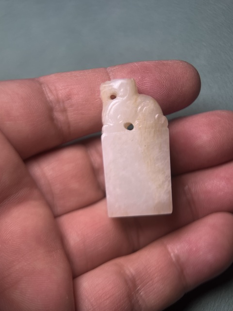 古玩玉器明代白玉獸鈕印章拍賣(mài)，當(dāng)前價(jià)格15600元