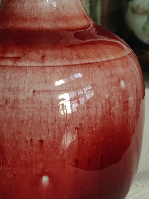 古玩陶瓷清中期朗紅釉長頸瓶拍賣,當前價格12600元