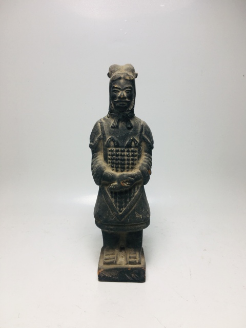 古玩陶瓷人物兵馬陶俑拍賣,當前價格0元