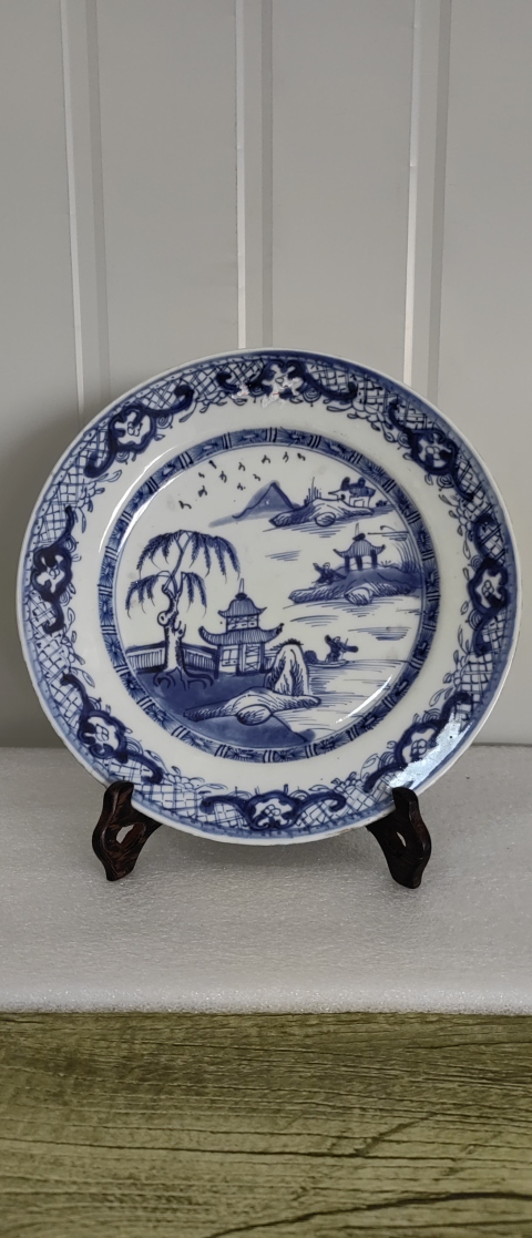 古玩陶瓷康熙·樓臺亭閣山水紋青花盤拍賣，當(dāng)前價格950元