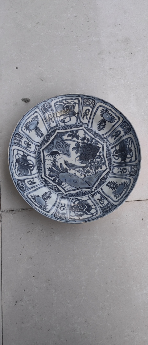 古玩陶瓷明晚·青花花鳥紋盤真品鑒賞圖