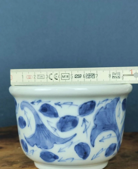 古玩陶瓷【無托實拍】青花花卉紋大茶杯拍賣，當前價格188元