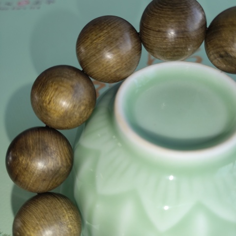 古玩雜項老料金絲楠木,陰沉木手串拍賣,當前價格1300元