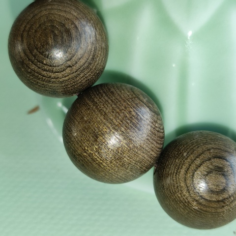 古玩雜項老料金絲楠木,陰沉木手串拍賣,當前價格1300元
