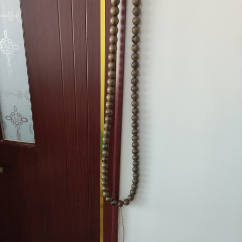 古玩雜項老料金絲楠木,陰沉木108粒珠子拍賣,當前價格2600元