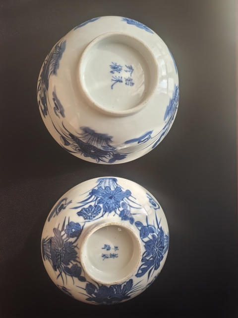 古玩陶瓷清晚期·青花荷池鴛鴦紋(滿池嬌)蓋碗拍賣,當前價格2180元