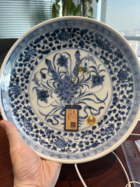 古玩陶瓷雍正青花一把蓮紋盤拍賣，當(dāng)前價格25000元